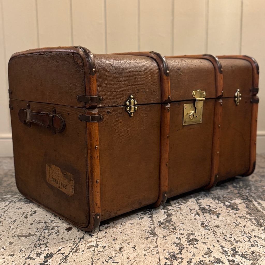 vintage storage trunk, bentwood storage trunk, vintage chest, original fabric lining, vintage brown storage trunk, dorking antique shop, Surrey antique shop, vintage storage trunk, vintage coffee table, vintage side table, vintage storage solution, dorking furniture shop, dorking interiors