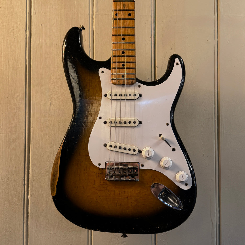 1957 fender Stratocaster, sunburst, 1957 fender Stratocaster sunburst finish, fender Strat, 1957 guitar 